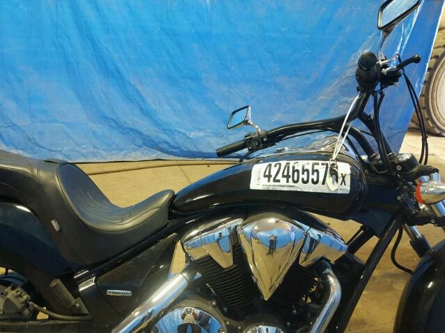 JH2SC660XDK300110 - 2013 HONDA VT1300 CR BLACK photo 5