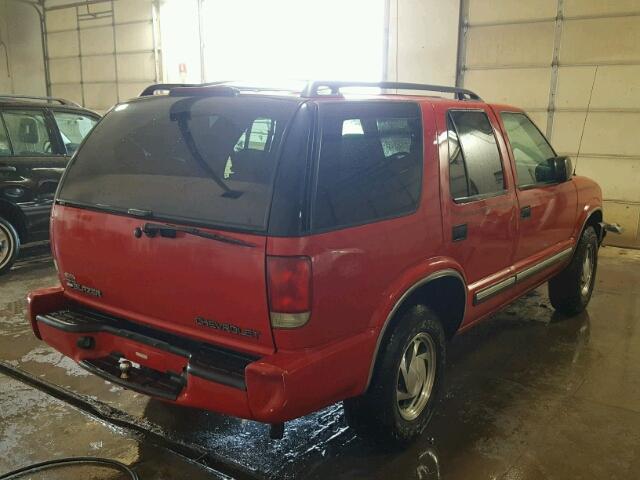 1GNDT13W01K242508 - 2001 CHEVROLET BLAZER RED photo 4