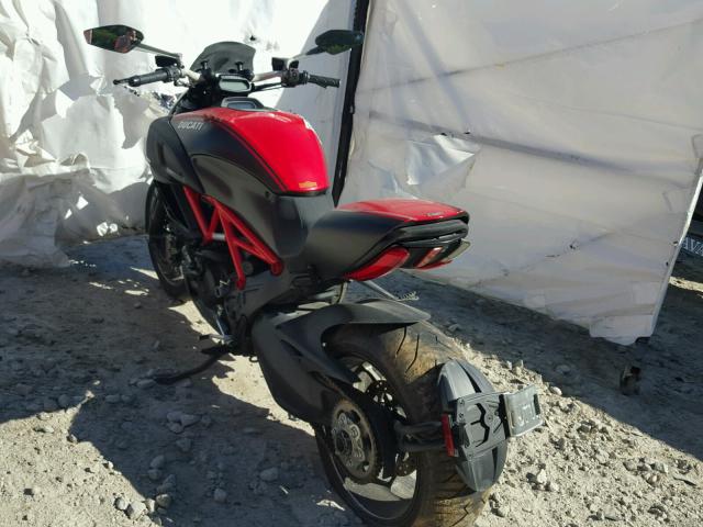 ZDM13BLW1CB007334 - 2012 DUCATI DIAVEL RED photo 3