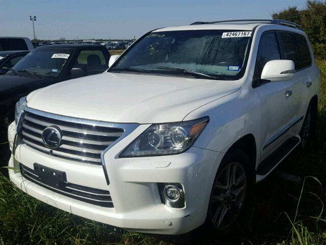 JTJHY7AX2F4184887 - 2015 LEXUS LX 570 WHITE photo 2