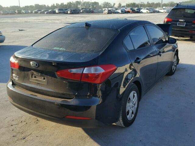 KNAFK4A61G5522595 - 2016 KIA FORTE LX BLACK photo 4