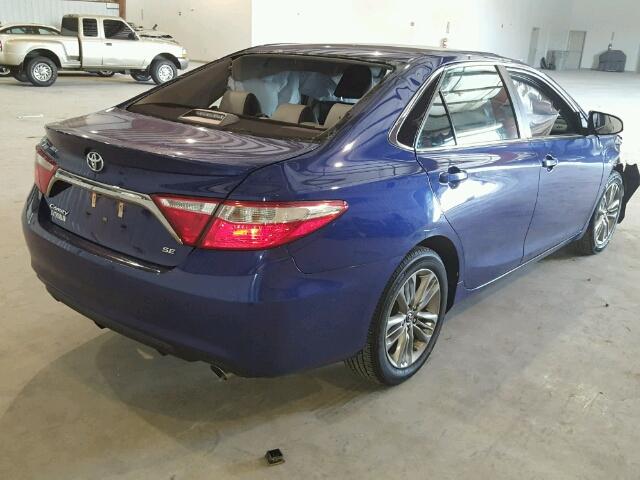 4T1BF1FK3FU959492 - 2015 TOYOTA CAMRY BLUE photo 4