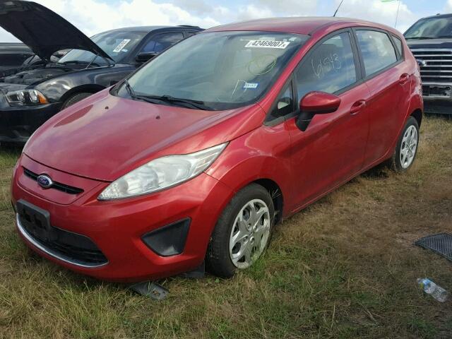 3FADP4EJ9CM111756 - 2012 FORD FIESTA SE RED photo 2