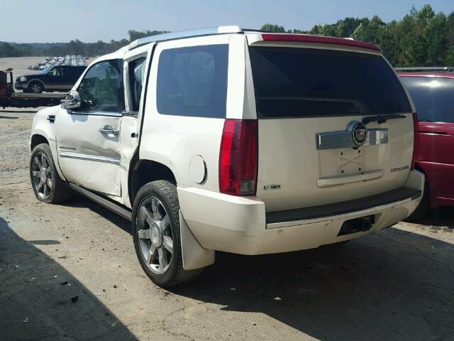 1GYS4CEF7BR162180 - 2011 CADILLAC ESCALADE P WHITE photo 3