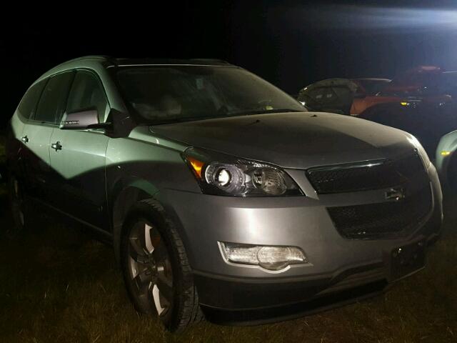 1GNER33D69S143684 - 2009 CHEVROLET TRAVERSE SILVER photo 1