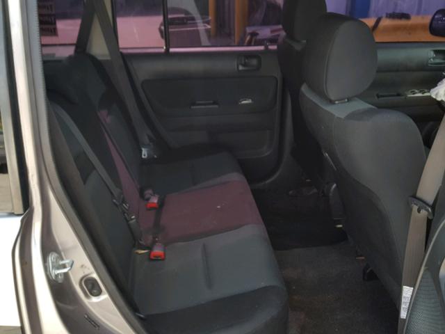 JTLKT324864104260 - 2006 TOYOTA SCION XB Grün Foto 6