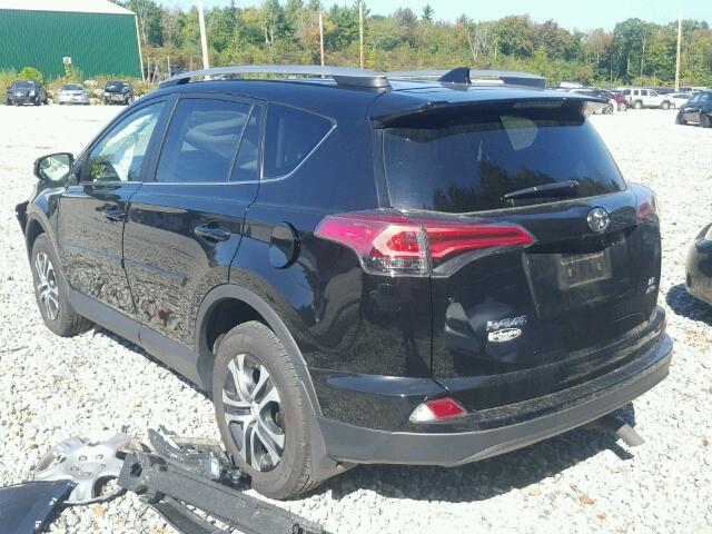 2T3BFREV5HW591921 - 2017 TOYOTA RAV4 LE Qara foto 3