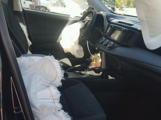 2T3BFREV5HW591921 - 2017 TOYOTA RAV4 LE Qara foto 5