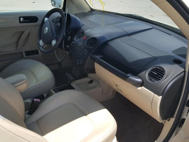 3VWRF31Y66M325427 - 2006 VOLKSWAGEN NEW BEETLE Krem foto 5