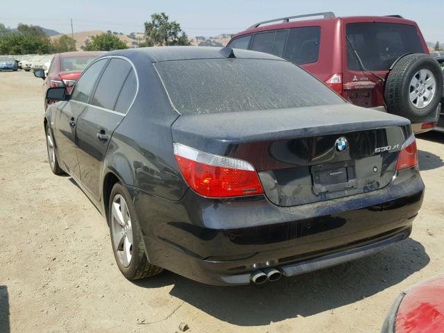 WBANF73527CU27500 - 2007 BMW 530 XI BLACK photo 3