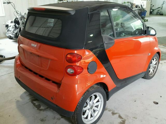 WMEEK31X58K110959 - 2008 SMART FORTWO PAS ORANGE photo 4