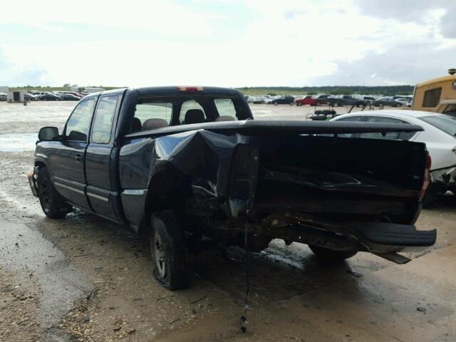 2GCEC19TX51359433 - 2005 CHEVROLET SILVERADO BLUE photo 3