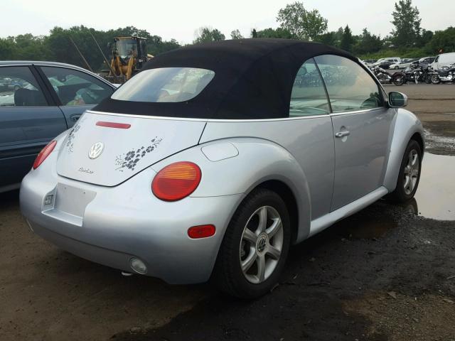 3VWCD31Y94M339914 - 2004 VOLKSWAGEN NEW BEETLE 银色 照片 4