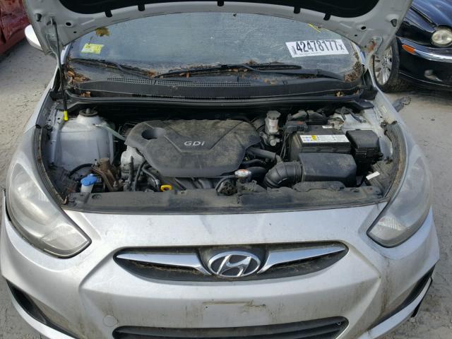 KMHCT4AEXDU416914 - 2013 HYUNDAI ACCENT SILVER photo 7