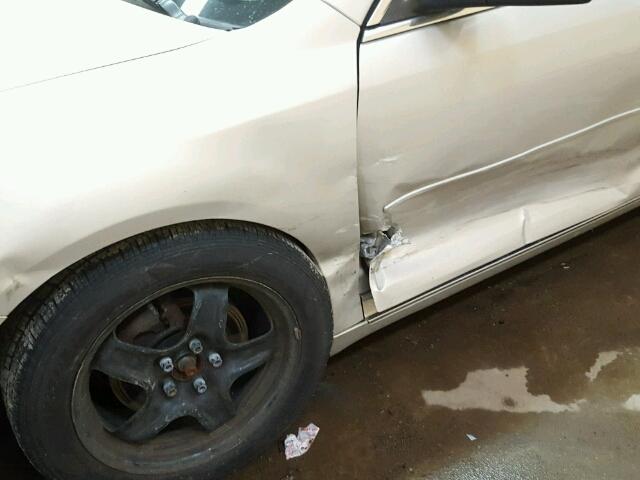 1G1ZC5EB3AF150519 - 2010 CHEVROLET MALIBU 1LT GOLD photo 9