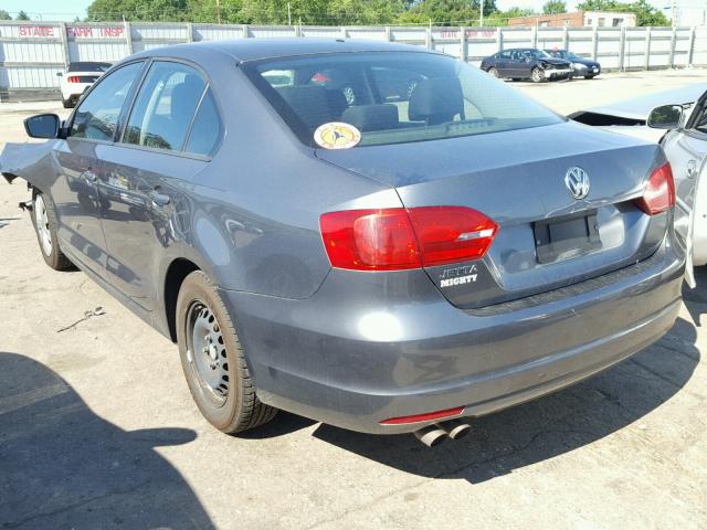 3VW2K7AJ9DM305290 - 2013 VOLKSWAGEN JETTA BASE 灰色 照片 3
