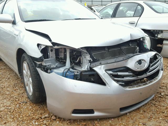 4T1BB46K98U045618 - 2008 TOYOTA CAMRY HYBR SILVER photo 9