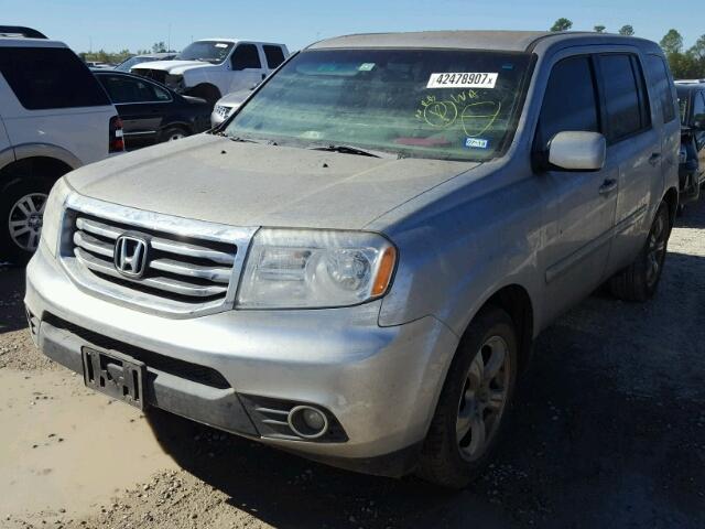 5FNYF3H44EB023297 - 2014 HONDA PILOT EX SILVER photo 2