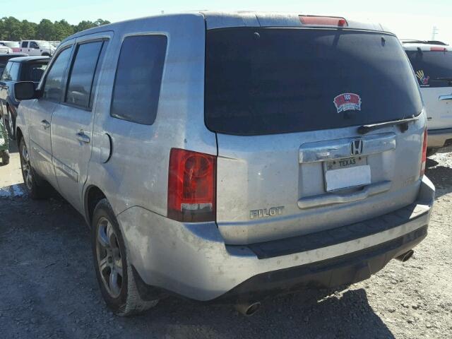 5FNYF3H44EB023297 - 2014 HONDA PILOT EX SILVER photo 3