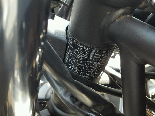 JKAEXEJ11HDA01097 - 2017 KAWASAKI EX650 J შავი ფოტო 10