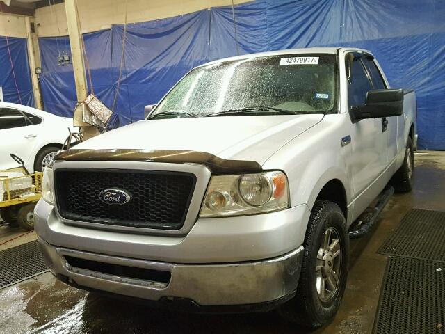 1FTPX12566FA10109 - 2006 FORD F150 SILVER photo 2