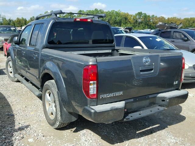 1N6AD07U67C436164 - 2007 NISSAN FRONTIER C GRAY photo 3