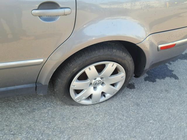 WVWTH63B63P297809 - 2003 VOLKSWAGEN PASSAT GLX 青色 照片 9