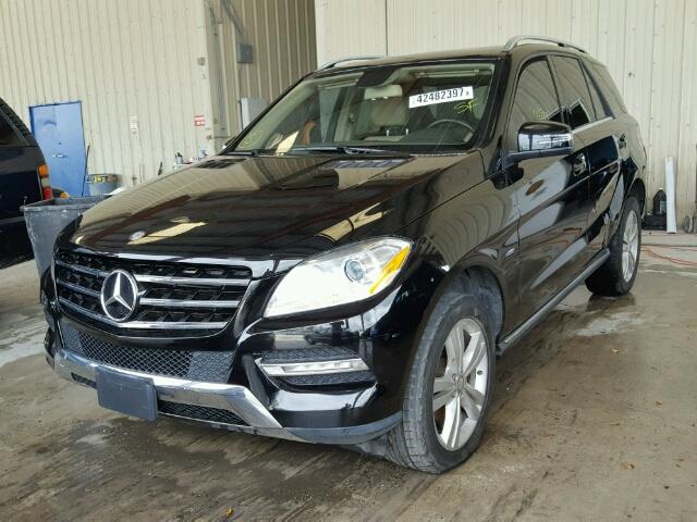 4JGDA5HB2CA010251 - 2012 MERCEDES-BENZ ML 350 4MA BLACK photo 2