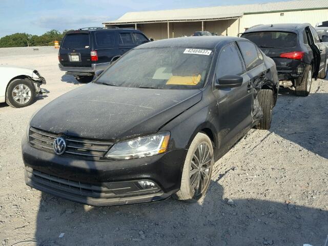 3VWD17AJ4HM288903 - 2017 VOLKSWAGEN JETTA GRAY photo 2