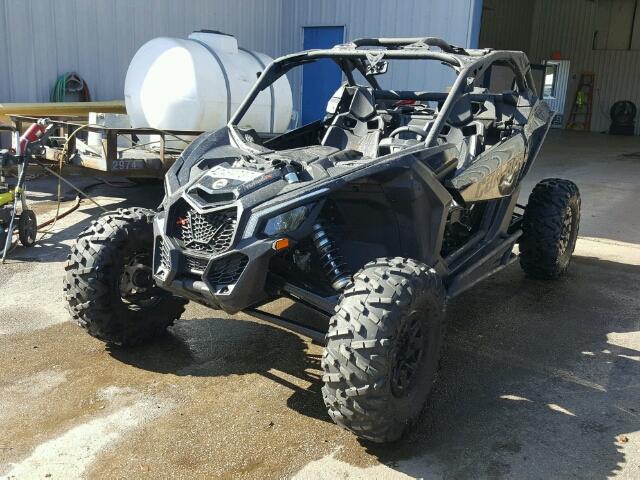 3JBVXAW2XHK000336 - 2017 CAN-AM MAVERICK X BLACK photo 2