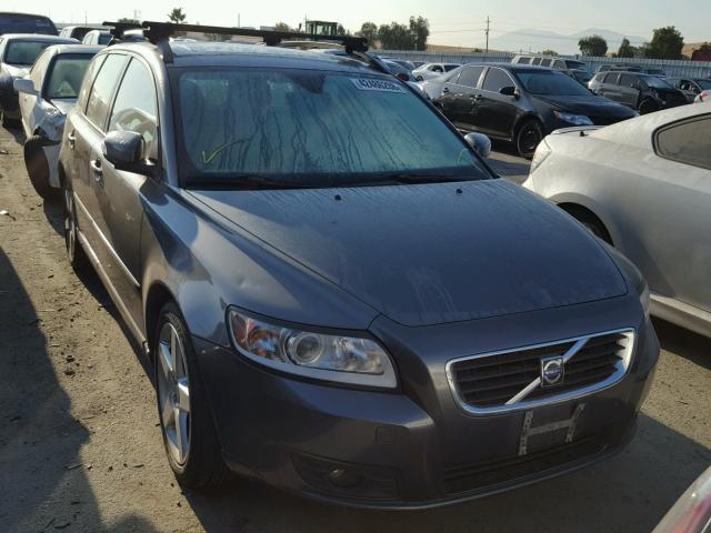 YV1MW390082375885 - 2008 VOLVO V50 2.4I SILVER photo 1