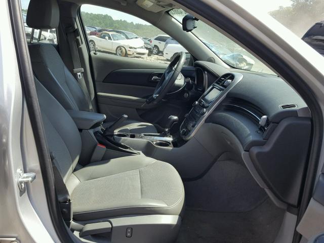 1G11C5SL2FF116458 - 2015 CHEVROLET MALIBU 1LT SILVER photo 5