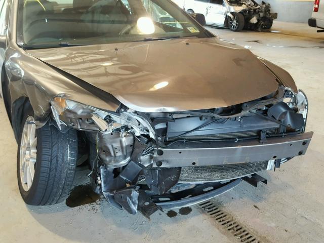 1G1ZB5E1XBF301013 - 2011 CHEVROLET MALIBU LS ნაცრისფერი ფოტო 9