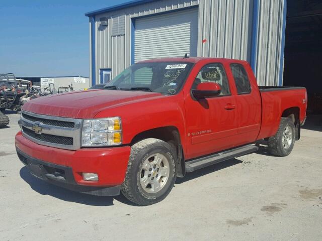 2GCEK19J981293768 - 2008 CHEVROLET SILVERADO RED photo 2