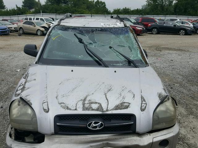 KM8JM12B15U078327 - 2005 HYUNDAI TUCSON GL SILVER photo 9