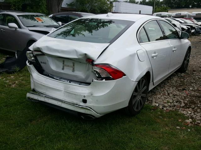 LYV402TM5JB167910 - 2018 VOLVO S60 PLATIN WHITE photo 4