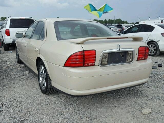 1LNHM87A72Y704782 - 2002 LINCOLN LS CREAM photo 3