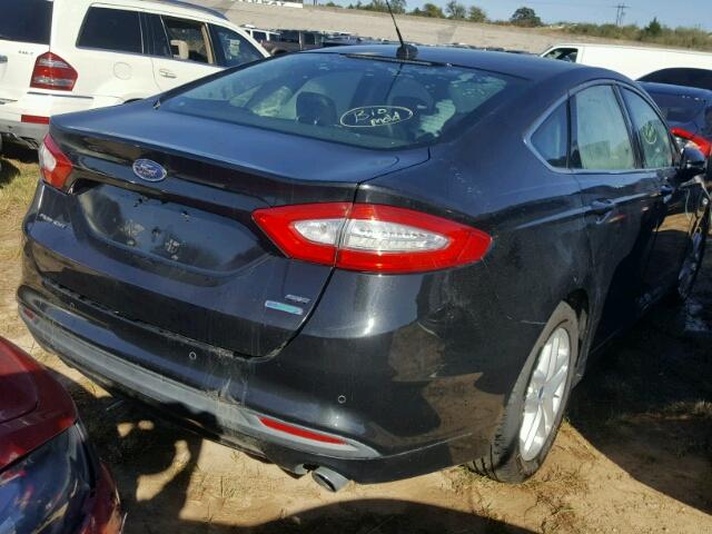 3FA6P0HR1DR174566 - 2013 FORD FUSION SE BLACK photo 4