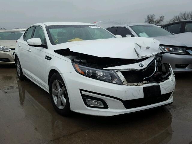 5XXGM4A7XFG438909 - 2015 KIA OPTIMA LX WHITE photo 1