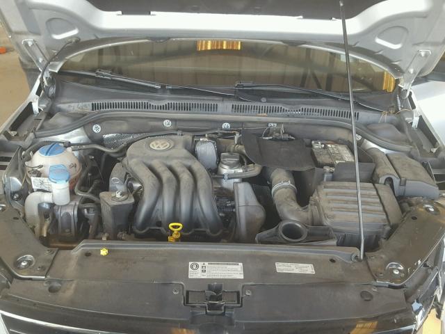 3VW2K7AJ7EM407611 - 2014 VOLKSWAGEN JETTA BASE SILVER photo 7