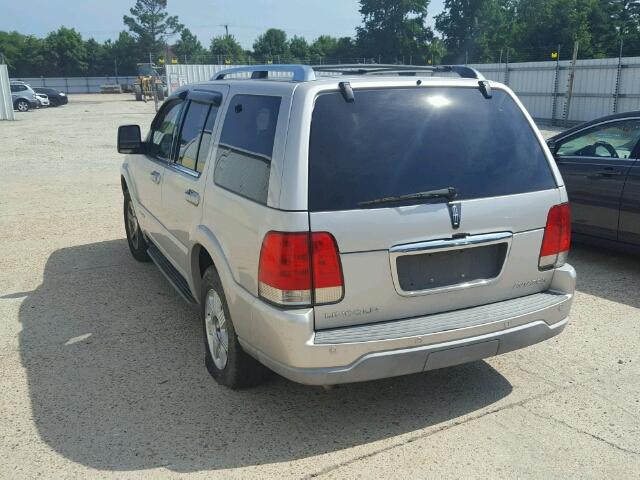 5LMEU78H13ZJ49894 - 2003 LINCOLN AVIATOR 银色 照片 3