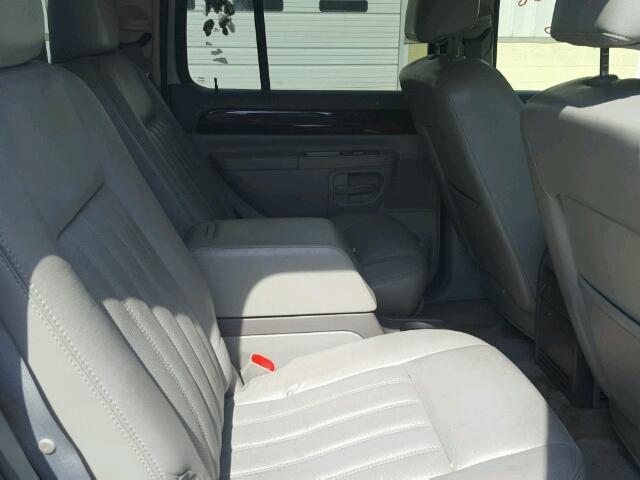 5LMEU78H13ZJ49894 - 2003 LINCOLN AVIATOR 银色 照片 6