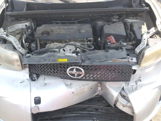 JTLKE50E181022327 - 2008 TOYOTA SCION XB Silber Foto 7