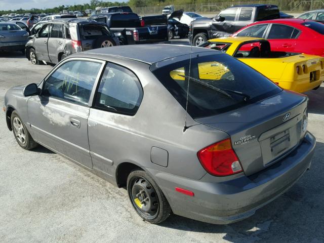 KMHCG35CX5U344878 - 2005 HYUNDAI ACCENT GS GRAY photo 3