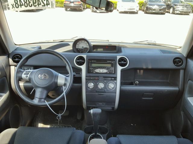 JTLKT324264067853 - 2006 TOYOTA SCION XB Blau Foto 9