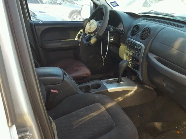 1J4GK58K64W101505 - 2004 JEEP LIBERTY LI SILVER photo 5