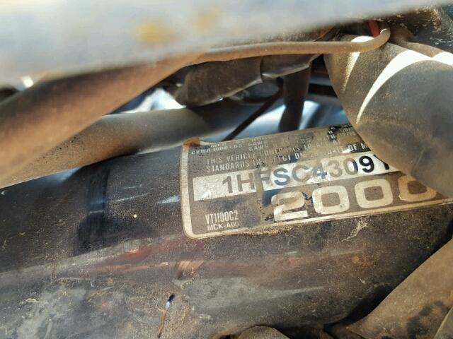 1HFSC4309YA002053 - 2000 HONDA VT1100 C2 BLACK photo 10