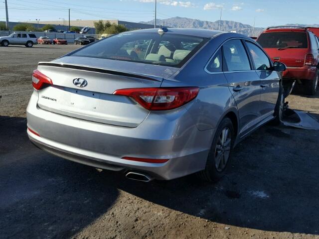 5NPE24AF0FH156982 - 2015 HYUNDAI SONATA SE SILVER photo 4