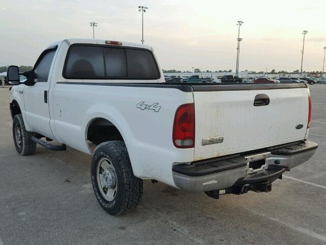 1FTNF21555EA88094 - 2005 FORD F250 SUPER YELLOW photo 3