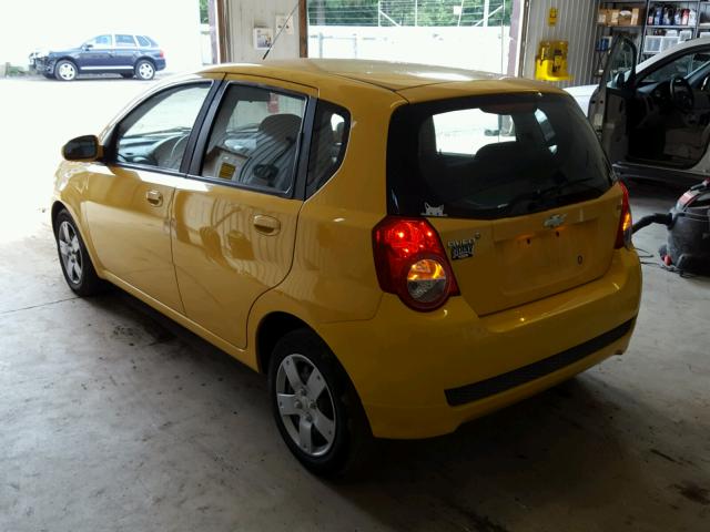KL1TD6DE0BB138243 - 2011 CHEVROLET AVEO LS YELLOW photo 3